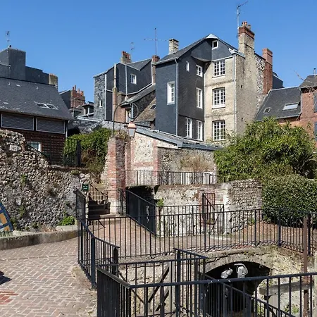 Le Duplex D'au Sans Pareil - 옹플뢰르