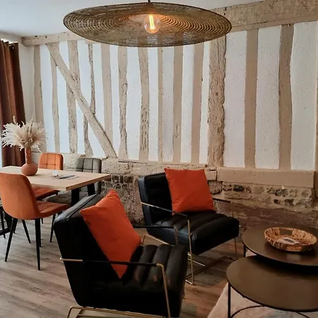 Le Duplex D'au Sans Pareil - דירה *